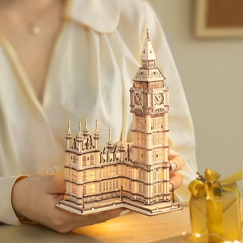 Tower Bridge Pagoda Building Model